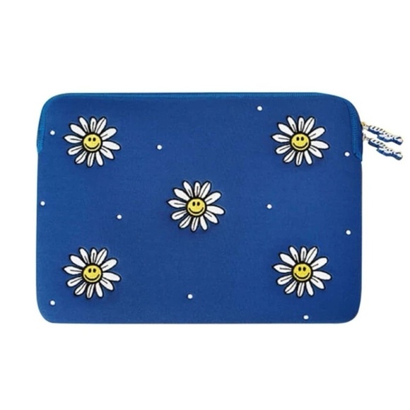 Other - Daisy 13 inch laptop sleeve​​​​​​